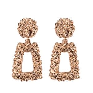 Barroque square earrings (gold, black and red)